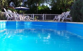 La Cuyanita - Complejo de cabañas